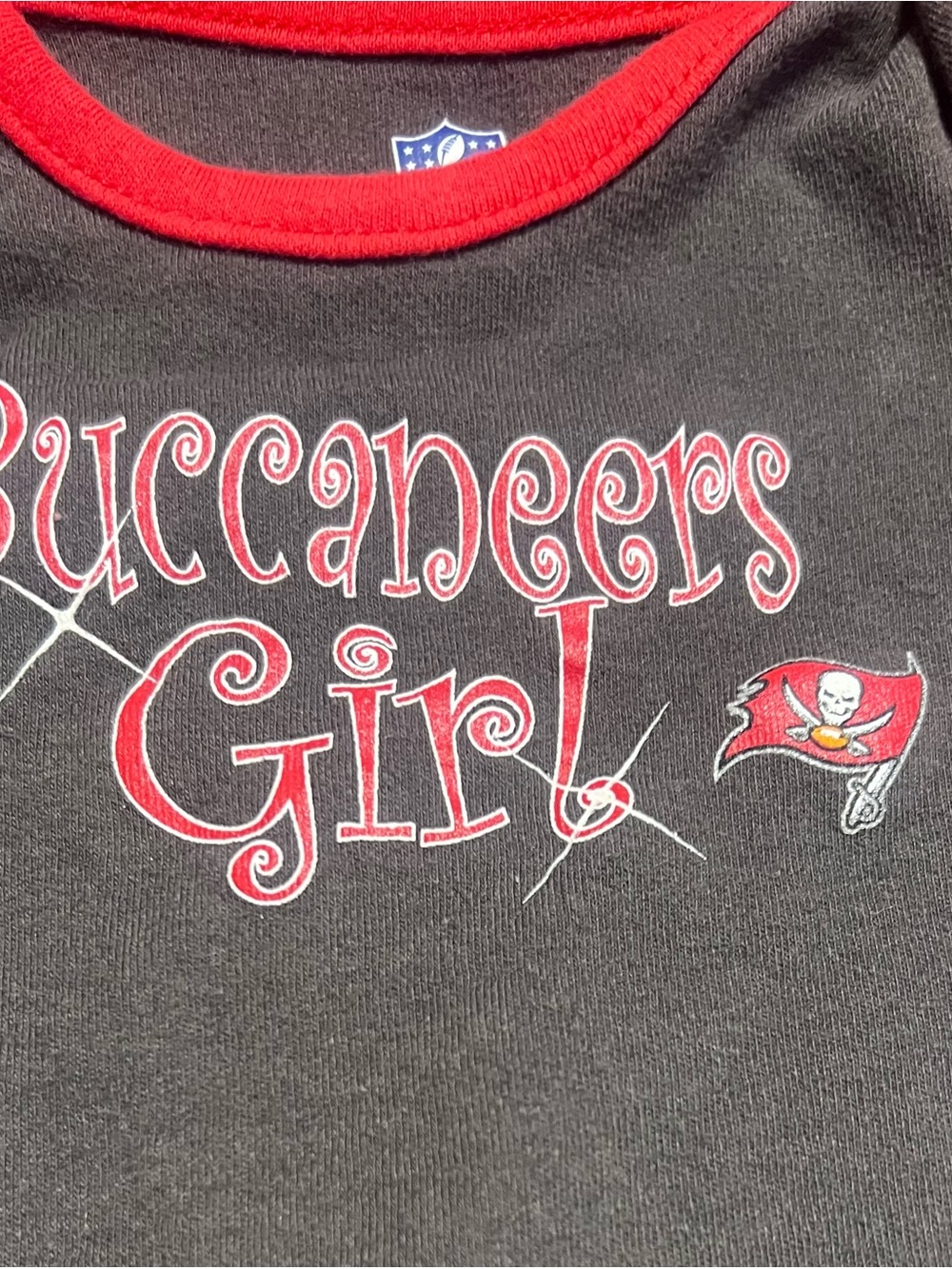 NFL Buccaneers Girl Gray & Red Baby Dress 3-6months - Picture 3 of 6
